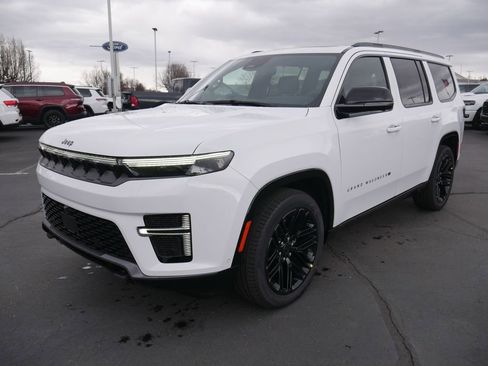 New 2026 Jeep Grand Wagoneer Limited image 3