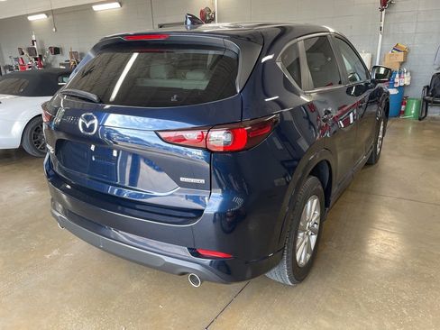 Used 2024 MAZDA CX-5 AWD 2.5 S w/ Preferred Package image 3
