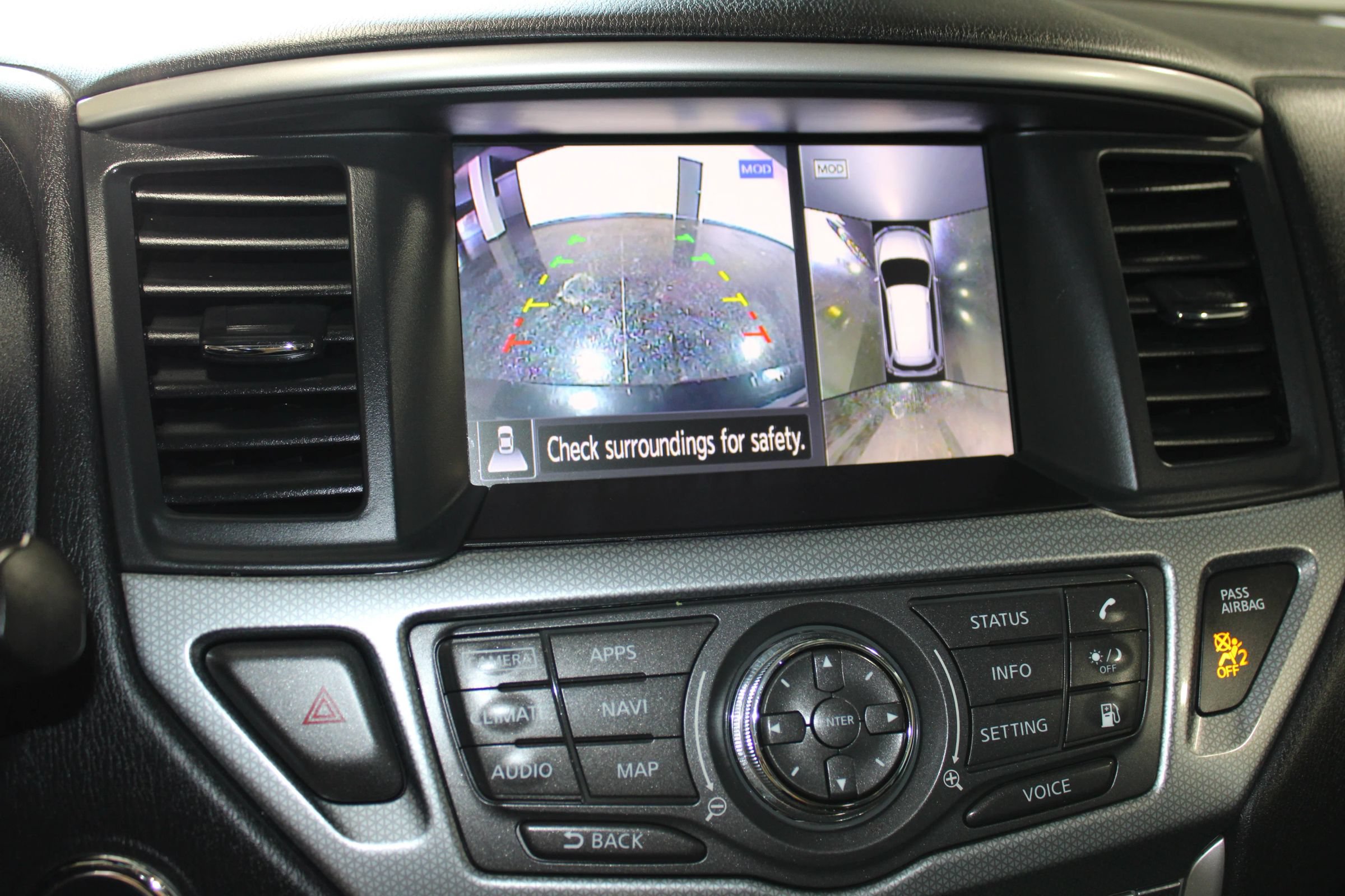 Used 2018 Nissan Pathfinder SL w/ Cargo Package FWD image 16