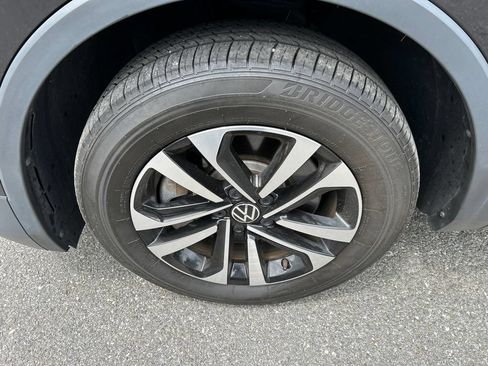 Used 2024 Volkswagen Tiguan S AWD/4WD image 8