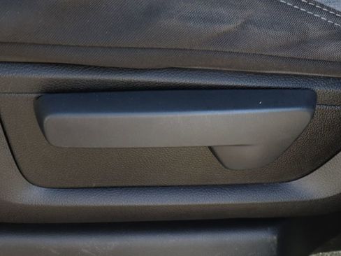 Used 2022 RAM 2500 Big Horn image 19