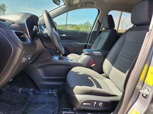 Used 2024 Chevrolet Equinox LT image 9