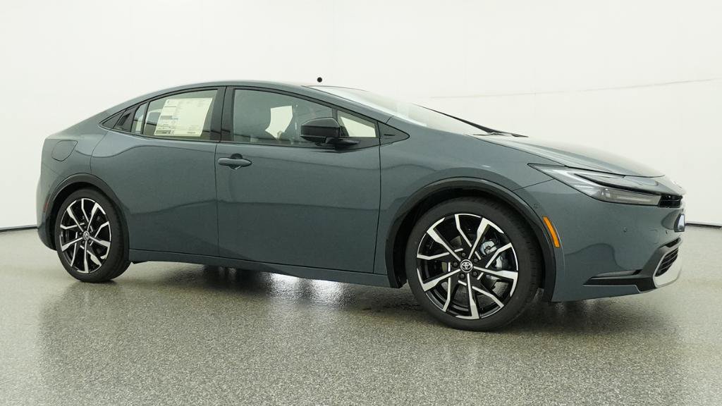 New 2026 Toyota Prius Plug-In Hybrid w/ Limited Premium Package FWD image 31