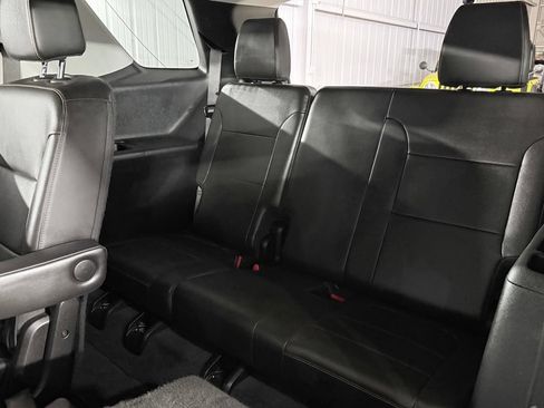 Used 2020 Chevrolet Traverse RS FWD image 21