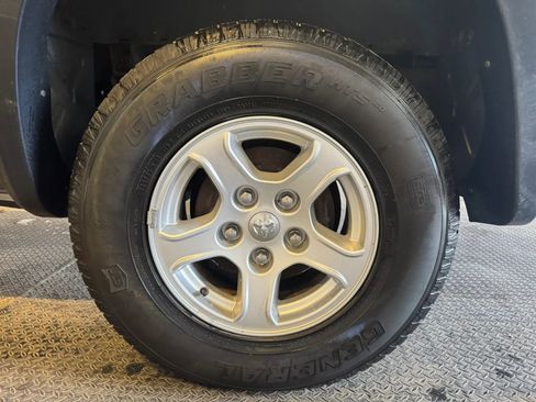 Used 2005 Dodge Dakota SLT AWD/4WD image 25