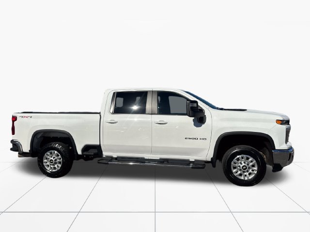 Used 2025 Chevrolet Silverado 2500 LT w/ Safety Package AWD/4WD image 7