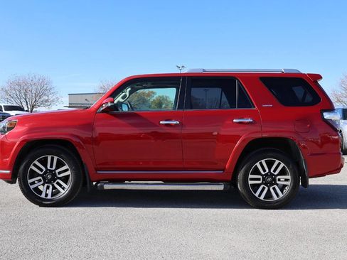 Used 2017 Toyota 4Runner Limited image 8