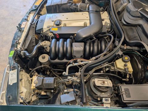 Used 1994 Mercedes-Benz E 320 Coupe image 39
