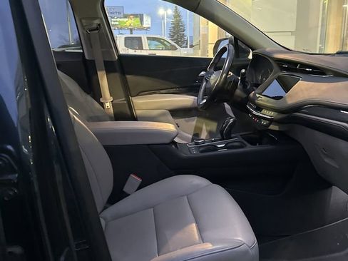 Used 2019 Cadillac XT4 Premium Luxury image 24