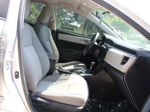 Used 2014 Toyota Corolla LE FWD image 24