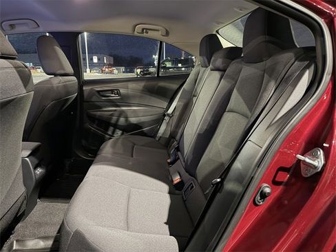Used 2024 Toyota Corolla LE image 15