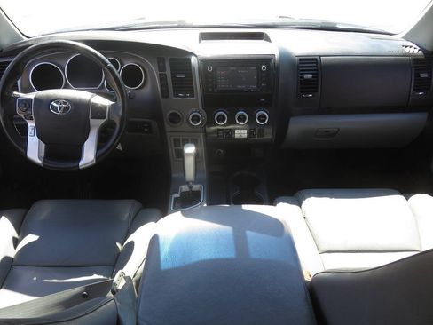 Used 2014 Toyota Sequoia Limited AWD/4WD image 12