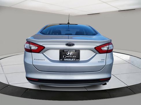 Used 2014 Ford Fusion SE image 6
