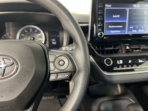 Certified 2021 Toyota Corolla LE image 19