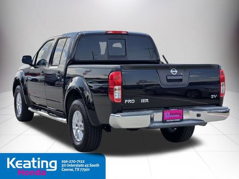 Used 2016 Nissan Frontier SV RWD image 8
