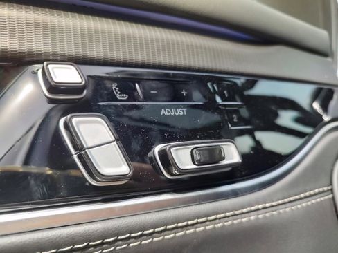 New 2025 Jeep Grand Wagoneer Series II Obsidian w/ Quick Order Packagew 28T image 28