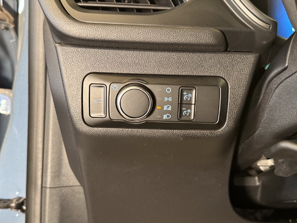 Used 2024 Ford Escape Active FWD image 18