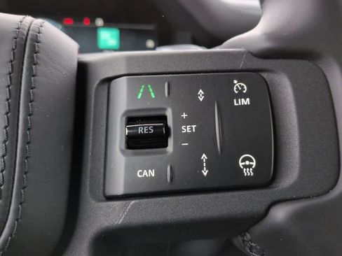 New 2026 Land Rover Defender 110 OCTA image 26