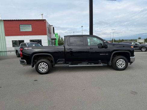 Certified 2026 Chevrolet Silverado 2500 LT w/ Convenience Package AWD/4WD image 12