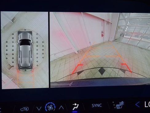 New 2026 Chevrolet Traverse Z71 w/ Enhanced Driving Package image 55