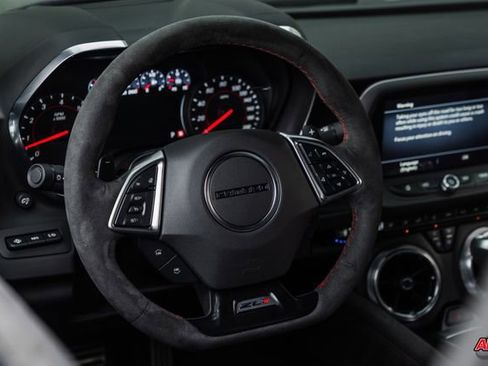 Used 2020 Chevrolet Camaro ZL1 RWD image 6