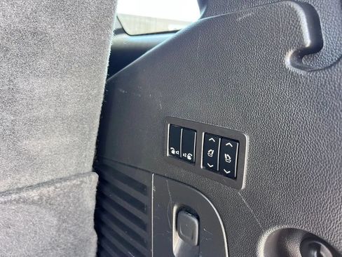 Used 2018 Chevrolet Tahoe LT AWD/4WD image 14