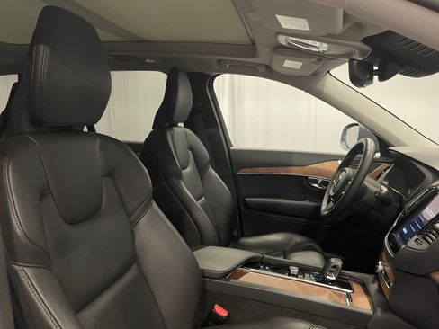 Used 2023 Volvo XC90 B6 Plus w/ Protection Package Premier AWD/4WD image 15
