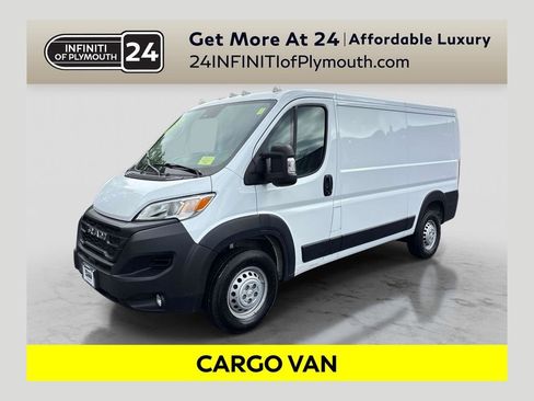 Used 2025 RAM ProMaster 2500 w/ Convenience Group FWD image 1