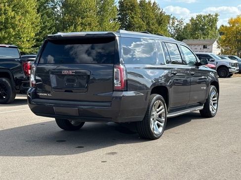 Certified 2016 GMC Yukon XL SLT w/ Open Road Package image 3