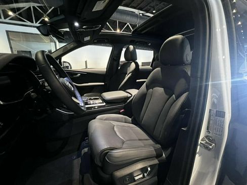Used 2025 Audi Q7 3.0T Prestige w/ Prestige Package AWD/4WD image 16