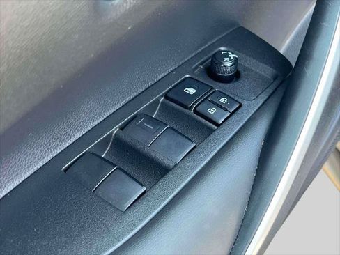 Certified 2022 Toyota Corolla SE FWD image 19