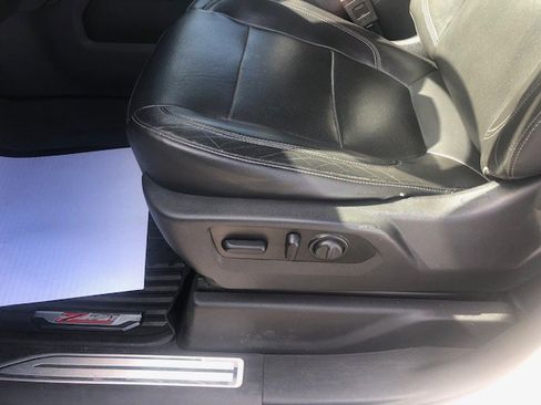 Used 2020 Chevrolet Silverado 1500 LTZ image 11