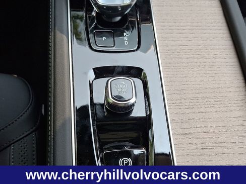 New 2025 Volvo XC90 B6 Plus w/ Protection Package Premier image 23