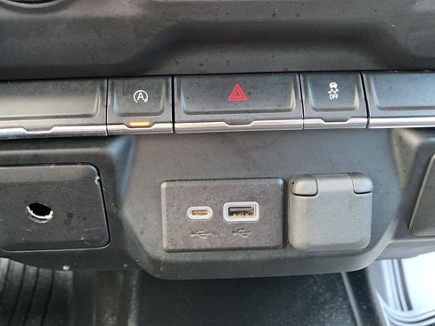 Used 2022 Chevrolet Silverado 1500 W/T w/ Trailering Package image 10