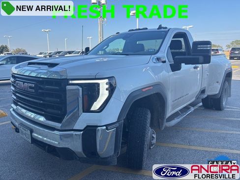 Used 2024 GMC Sierra 3500 Pro w/ Convenience Package image 1