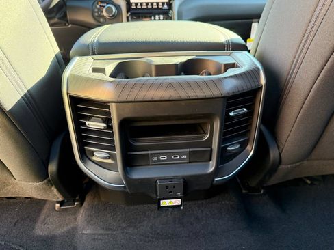 New 2026 RAM 1500 Big Horn AWD/4WD image 28