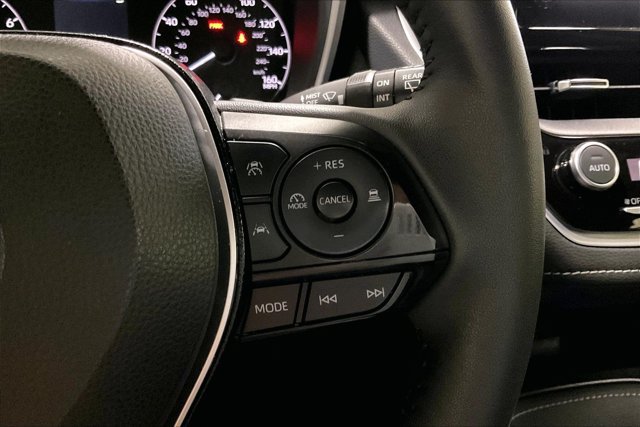 Used 2025 Toyota Corolla SE FWD image 19