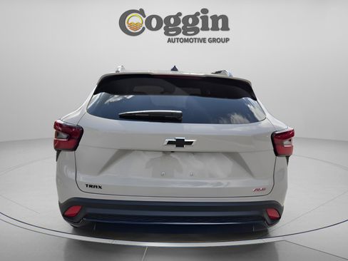New 2026 Chevrolet Trax RS w/ Driver Confidence Package FWD image 4