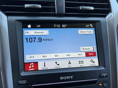 Used 2017 Ford Fusion Energi Platinum FWD image 24