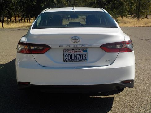 Used 2023 Toyota Camry LE image 4