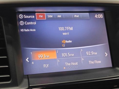 Used 2019 Nissan Pathfinder SV AWD/4WD image 6