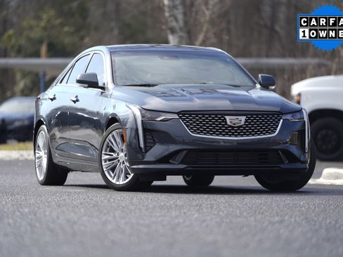 Used 2022 Cadillac CT4 Premium Luxury image 2