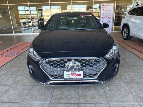 Used 2018 Hyundai Sonata Sport FWD image 2