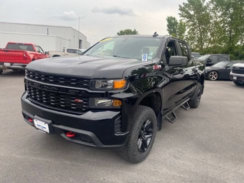 Used 2021 Chevrolet Silverado 1500 Custom Trail Boss w/ Midnight Edition AWD/4WD image 1
