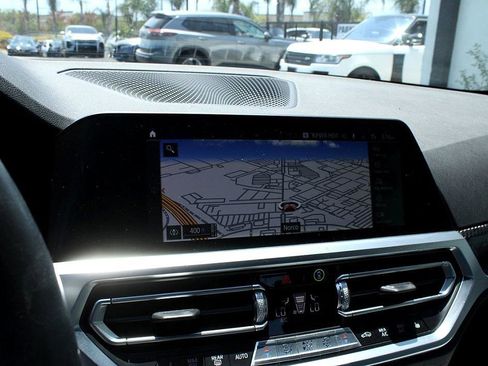 Used 2021 BMW M4 Coupe image 14