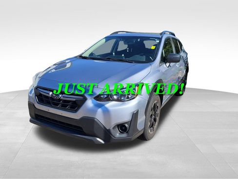 Used 2023 Subaru Crosstrek 2.0i AWD/4WD image 3