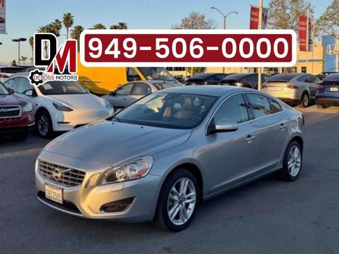 Used 2013 Volvo S60 T5 image 1