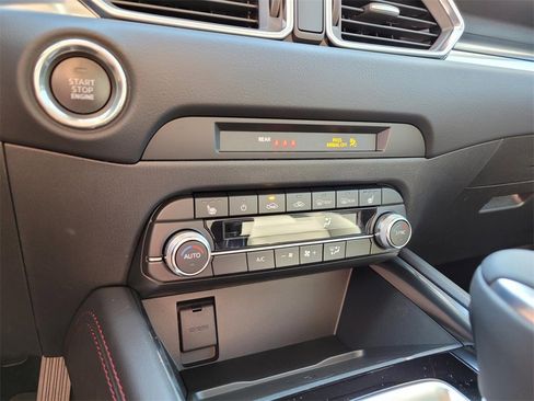 New 2025 MAZDA CX-5 Carbon Edition image 19