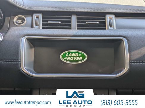 Used 2018 Land Rover Range Rover Evoque SE AWD/4WD image 18