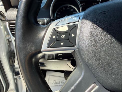 Used 2013 Mercedes-Benz GL 450 4MATIC image 20